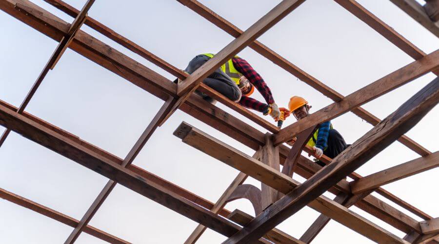 Professional residential roofers in Oark, AR